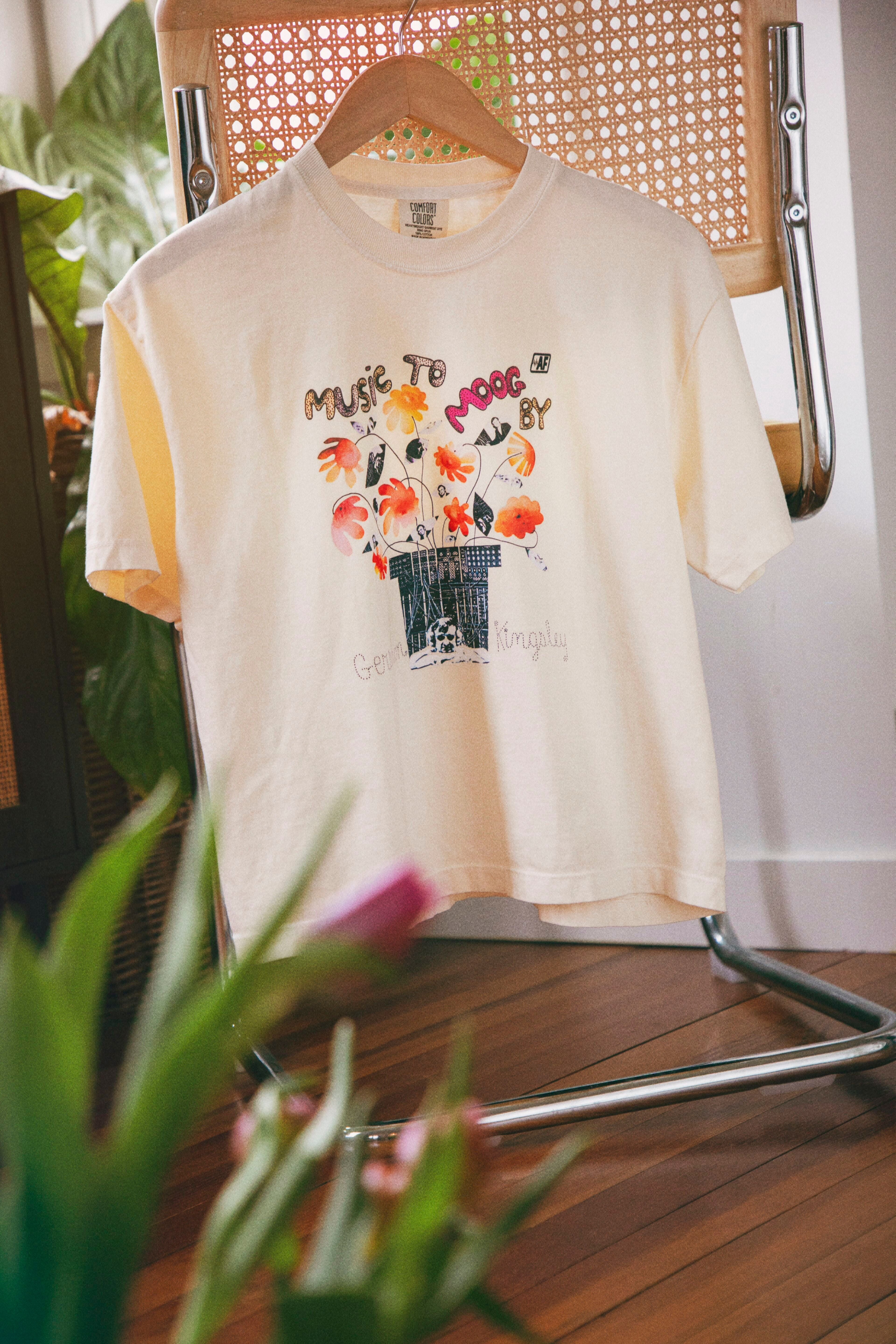 Music To Moog By Women’s heavyweight boxy tee